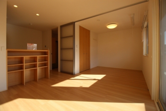 アスターエイト A棟