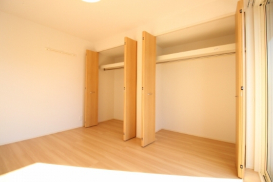 アスターエイト A棟