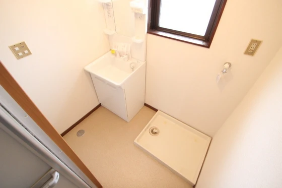 コーポねずみや