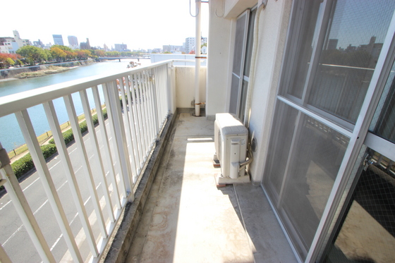 エム・シービル