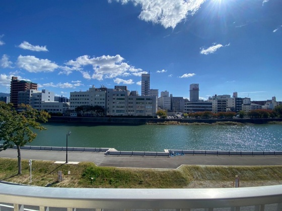 エム・シービル