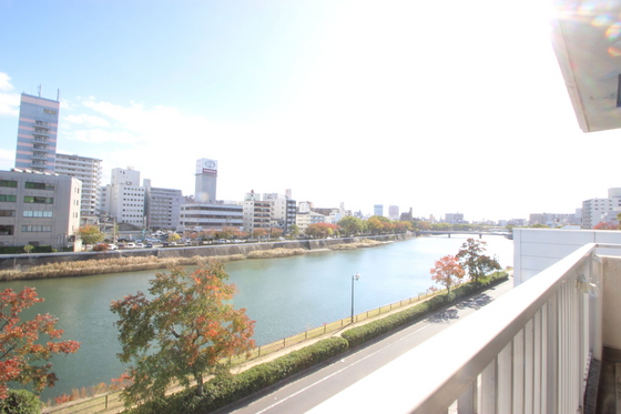 エム・シービル