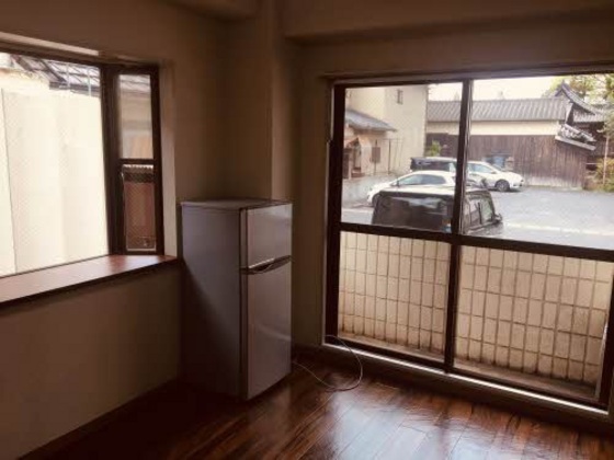 ハッピーハイツ今