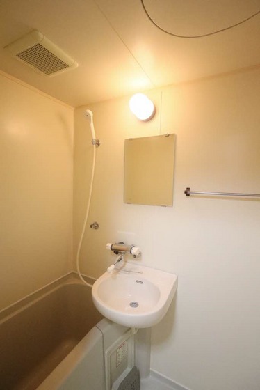 ハッピーハイツ今