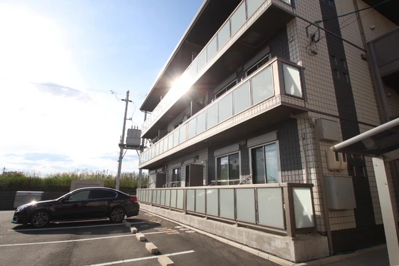 プレッソリーバ