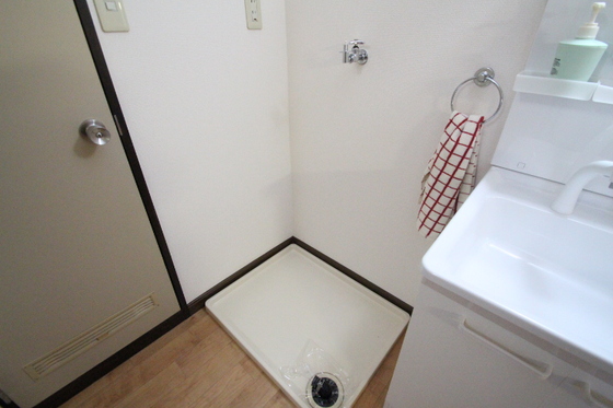 チューリップハイツ A棟