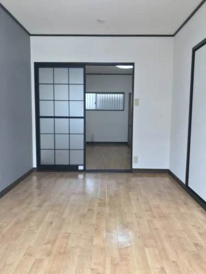 チューリップハイツ A棟