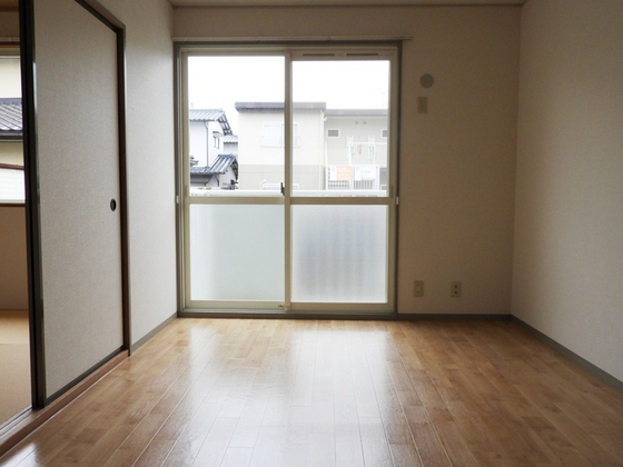 エクセルハイツ森安