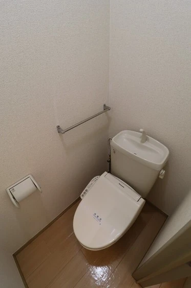 イーストハイム津島