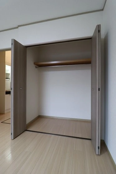 イーストハイム津島