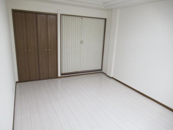 Studio Enchate公園前