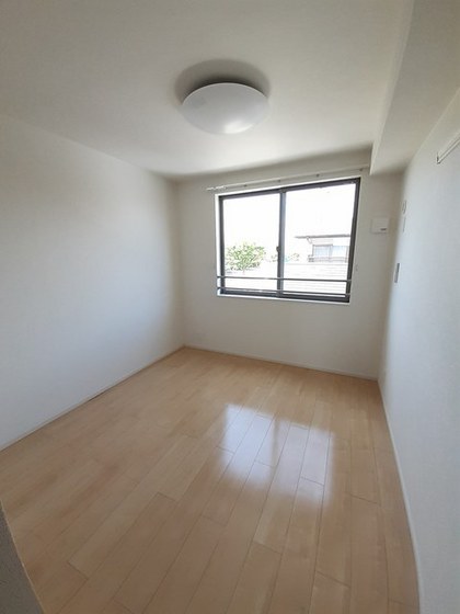 ラフレーズ田中