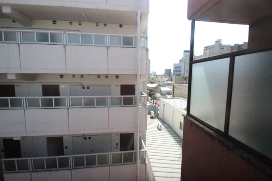 スクエアハウス