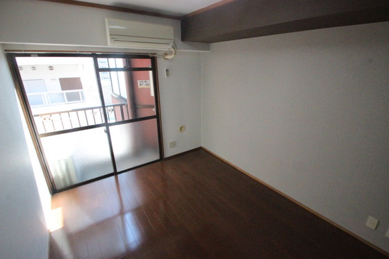 スクエアハウス