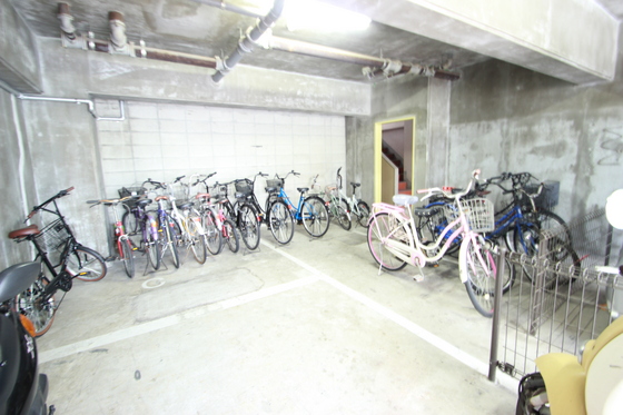 スクエアハウス