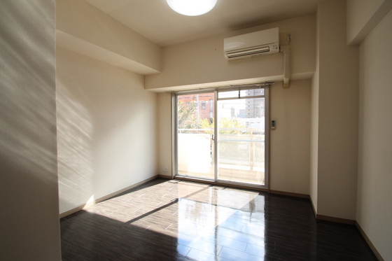 パルロイヤル東島田