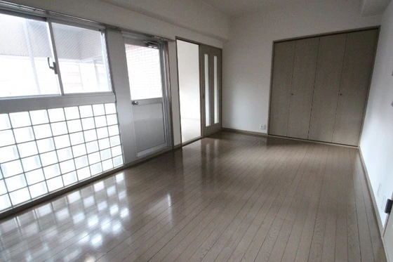 パルロイヤル東島田