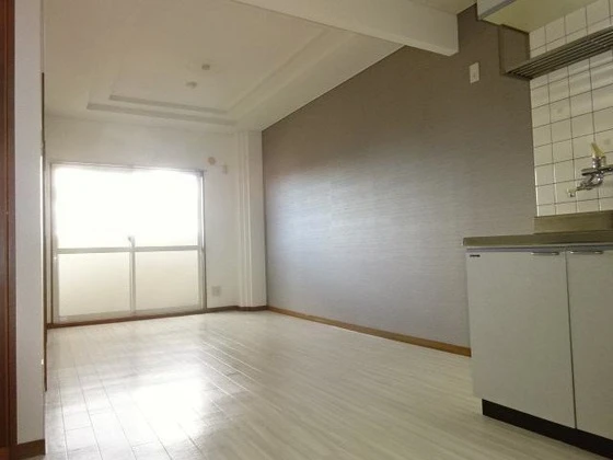 パープルメゾン