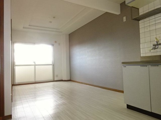 パープルメゾン