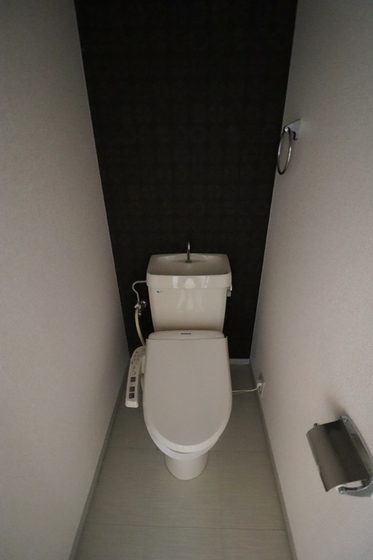 プリオールエフ A棟