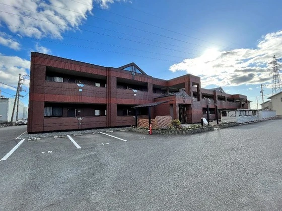 ピア・ファミール