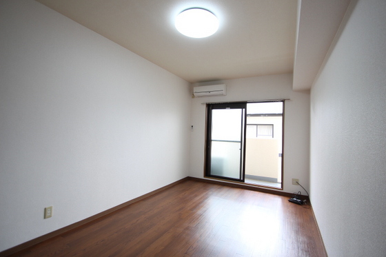 サンハイツ岡大Ⅱ