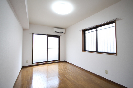 サンハイツ岡大Ⅱ