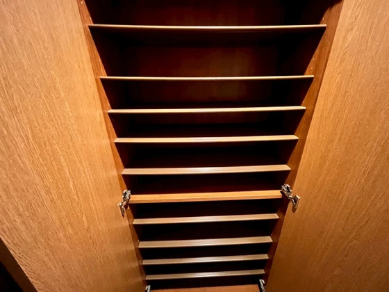 ピュール・セレネ表町