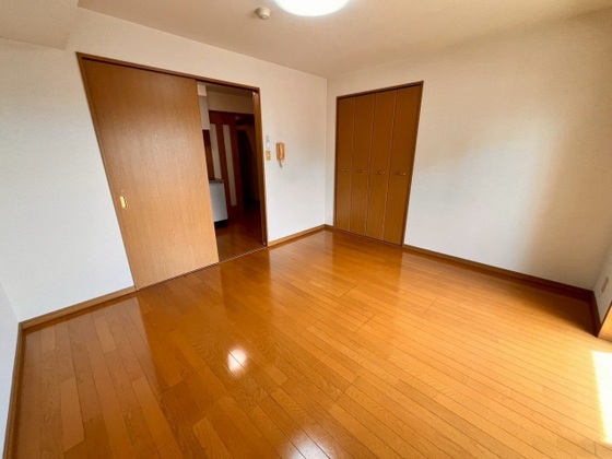 ピュール・セレネ表町