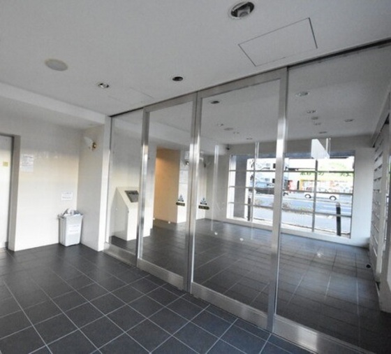 アルファレガロ西古松