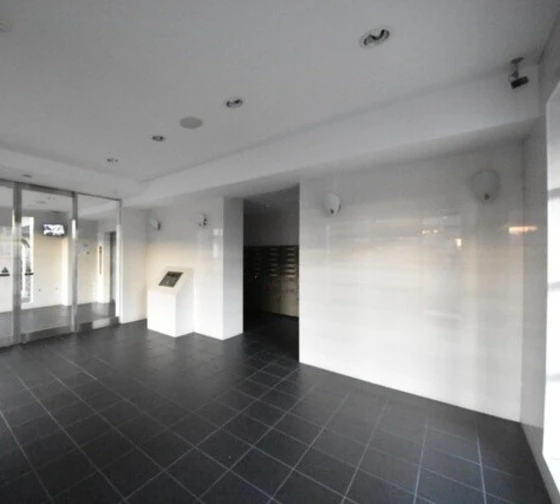 アルファレガロ西古松