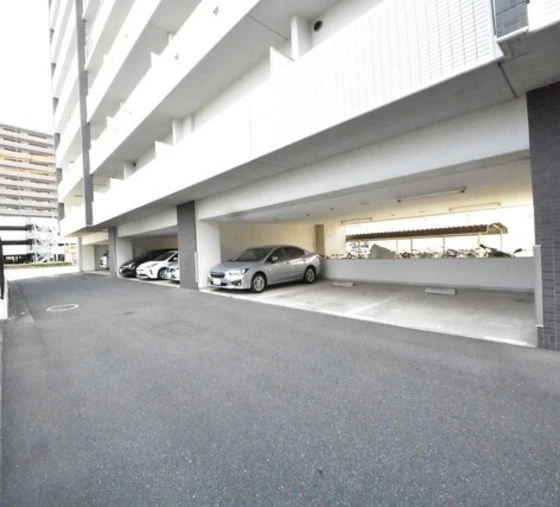 アルファレガロ西古松