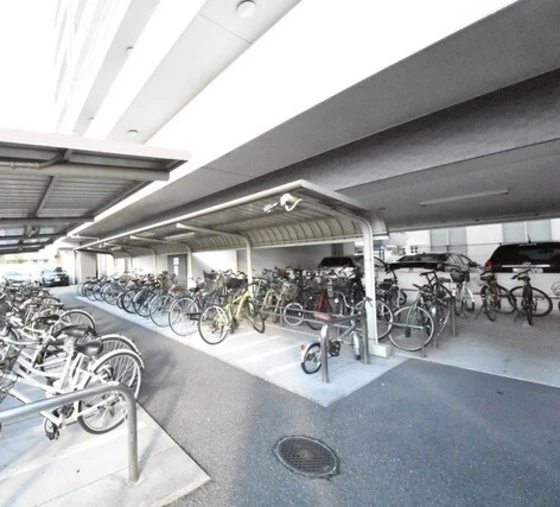 アルファレガロ西古松