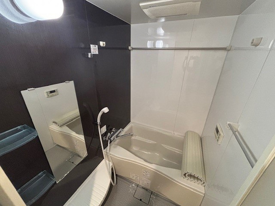 アルファレガロ西古松