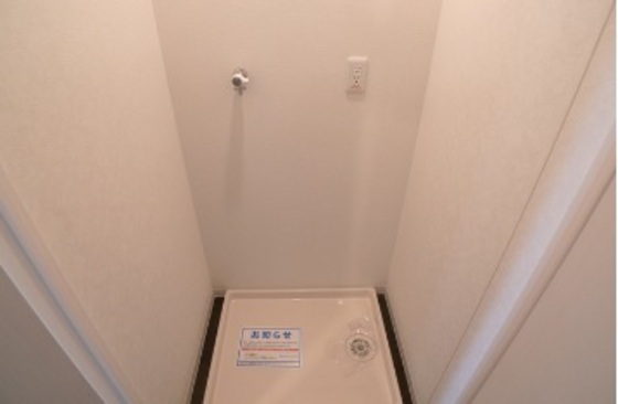 アルファレガロ西古松