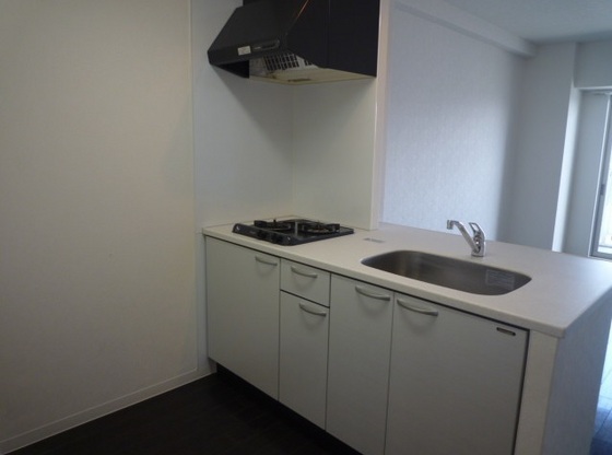 アルファレガロ西古松