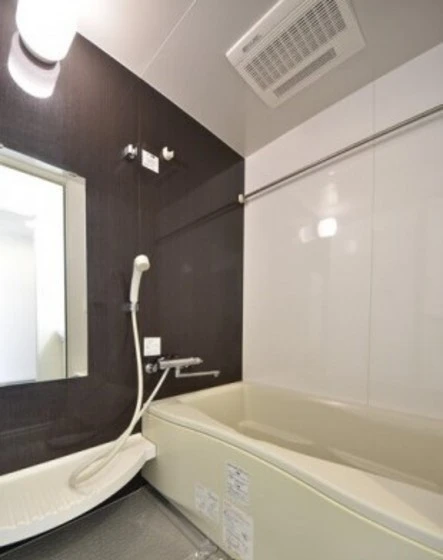 アルファレガロ西古松