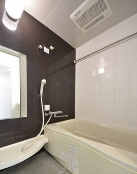 アルファレガロ西古松