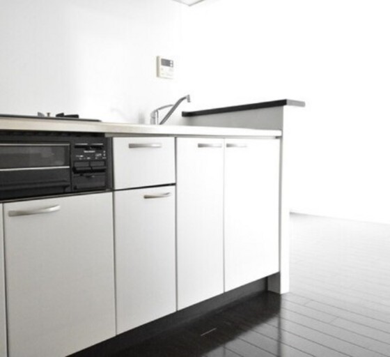 アルファレガロ西古松