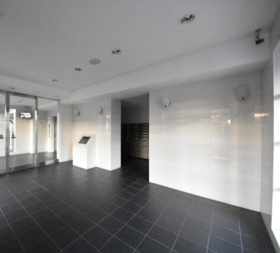 アルファレガロ西古松