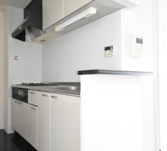 アルファレガロ西古松