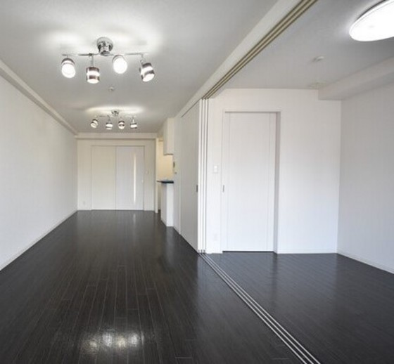 アルファレガロ西古松