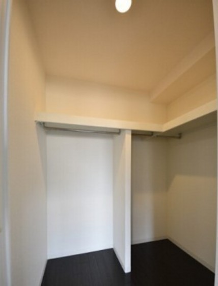 アルファレガロ西古松