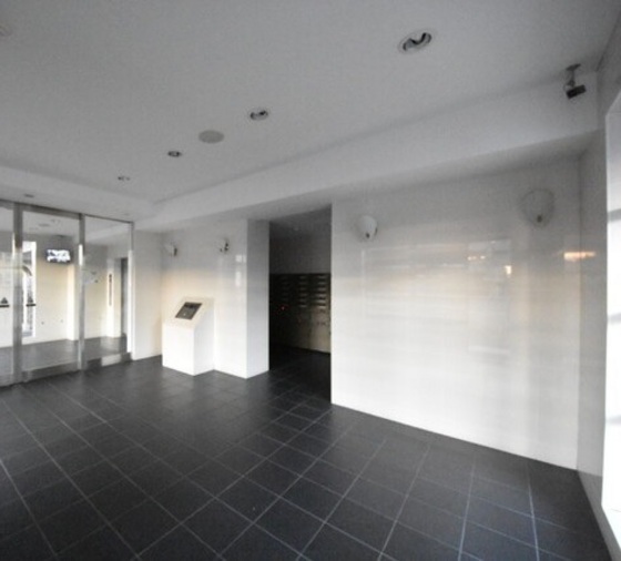 アルファレガロ西古松