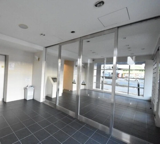 アルファレガロ西古松