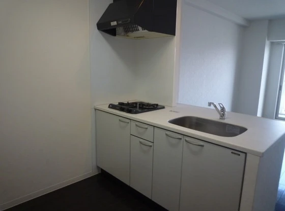 アルファレガロ西古松