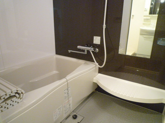 アルファレガロ西古松