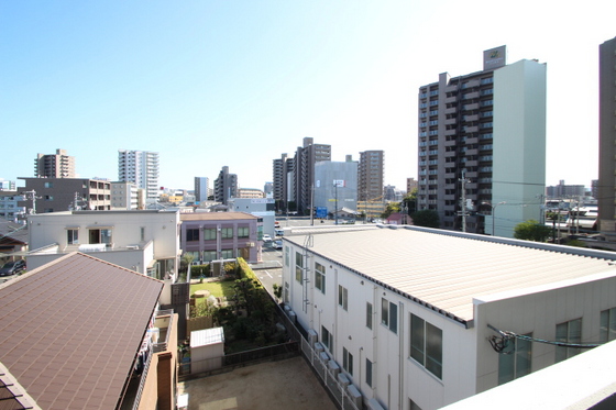 アルファレガロ西古松