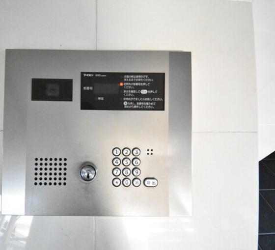 アルファレガロ西古松