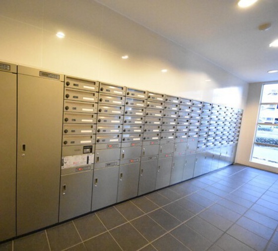 アルファレガロ西古松